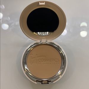IT Cosmetics Celebration Foundation Illumination